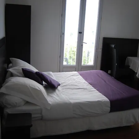 Azur Szálloda