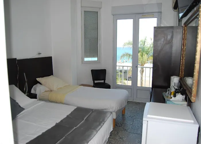 ホテル アジュール