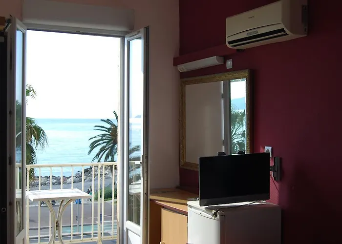 فندق Azur نيس
